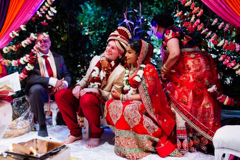 Hindoestaanse - Nederlandse bruiloft op een grote locatie bij Amsterdam 6
