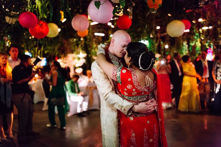 Hindoestaanse - Nederlandse bruiloft op een grote locatie bij Amsterdam 9